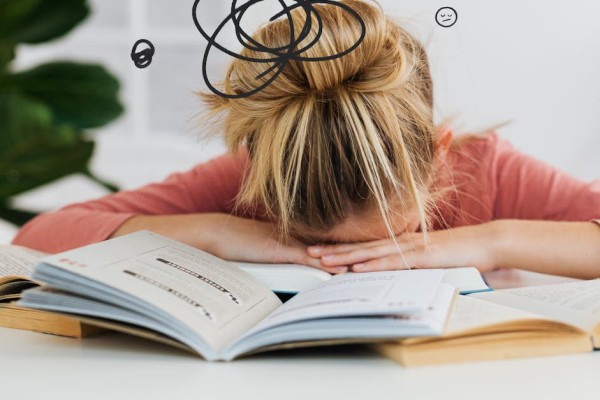 示意圖-阿富汗大學禁女作家書籍！性別隔離政策加劇