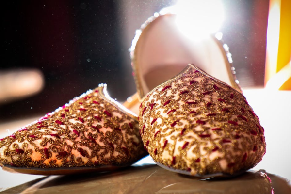 示意圖-精品抄襲風波！Prada攜手印度工匠重塑百年經典