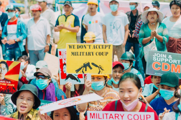 示意圖-緬甸爭議大選登場！軍政府強推，選民寥寥無幾