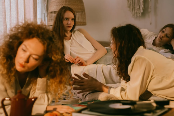 示意圖-LE SSERAFIM神曲《CRAZY》串流破4億！