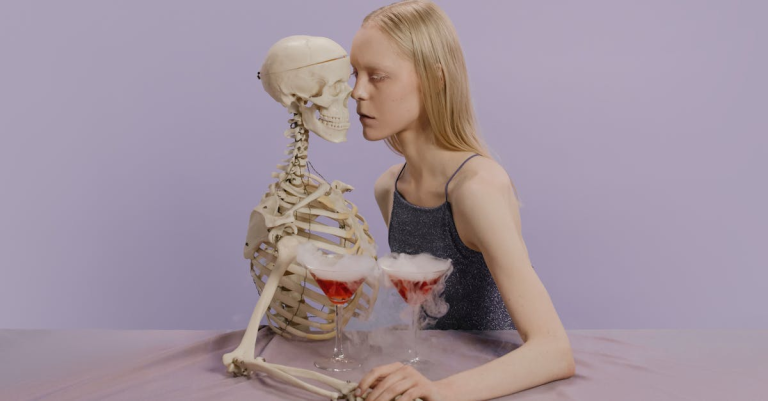 示意圖-韓流震撼彈！卞耀漢、Tiffany閃婚倒數，SHINee KEY捲非法醫療風波