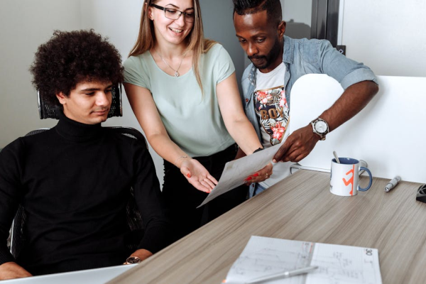 示意圖-美日韓澳共築AI防線！新合作框架保半導體礦物供應