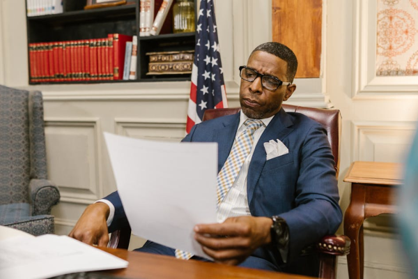 示意圖-日本修法重拳出擊！遏止Tag防丟器淪跟蹤利器