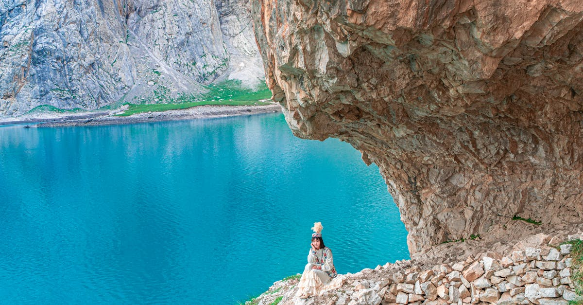 示意圖-新疆旅遊熱潮：風光無限，真相卻在何方？