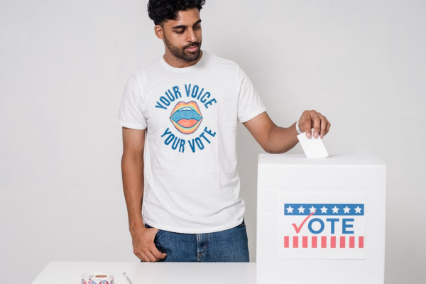 示意圖-青年選票難返鄉？台灣不在籍投票制度改革路迢迢