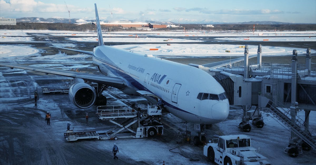 示意圖-北海道雪災連環爆！千人機場受困 JR列車大停擺