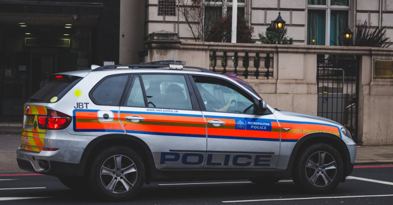 示意圖-倫敦警隊醜聞！臥底揭歧視、厭女與濫用暴力黑幕