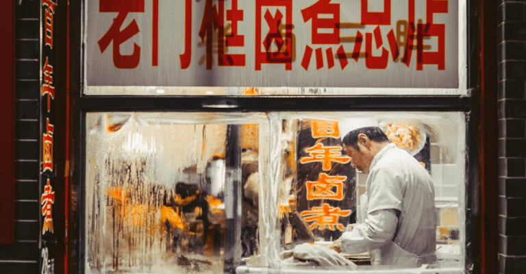 示意圖-預製菜風暴！西貝羅永浩互槓，官媒介入終結戰火