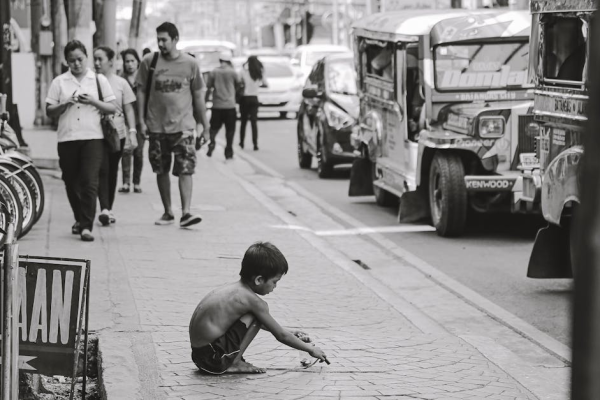 示意圖-安吉利斯市的失落世代：當性觀光與貧困交織！